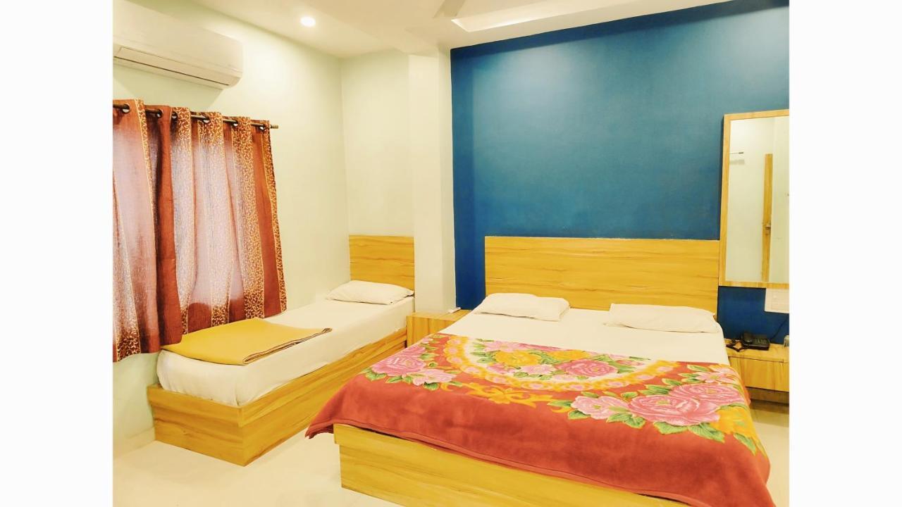 Hotel Guru Kripa - 500Mtr From Shreenathji Temple Nāthdwāra Zewnętrze zdjęcie