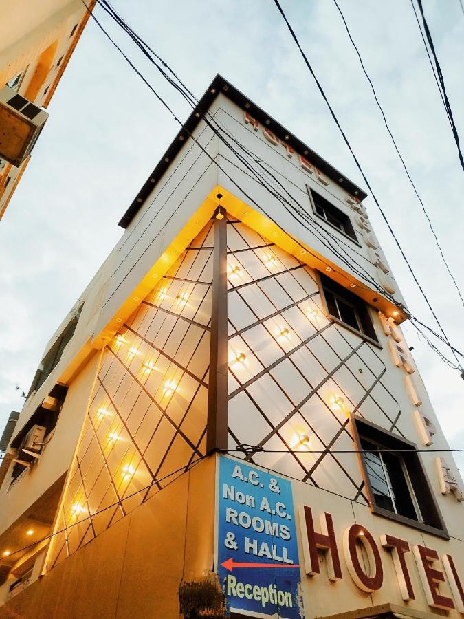 Hotel Guru Kripa - 500Mtr From Shreenathji Temple Nāthdwāra Zewnętrze zdjęcie